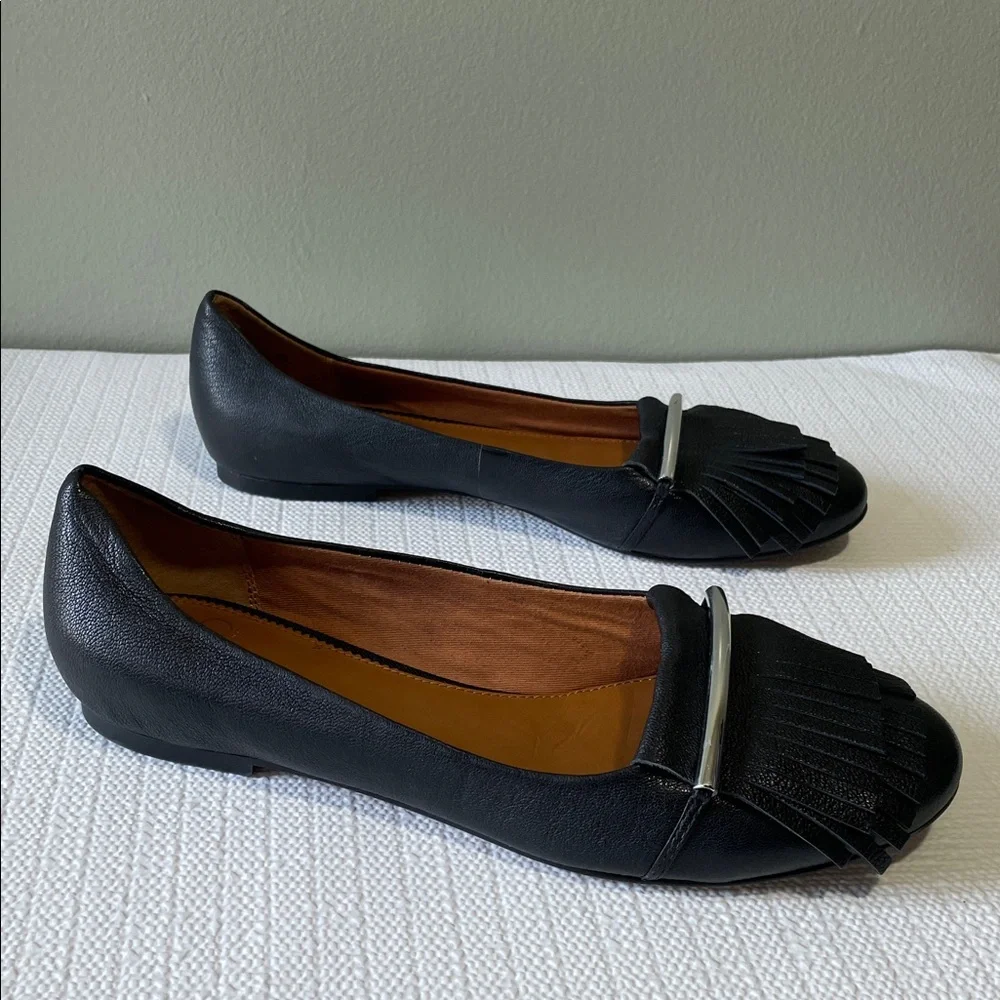 Franco Sarto. Black Leather Women's Flat Shoes. Size 8.5 - Picture 3 of 8
